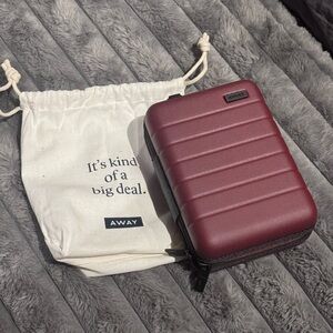 AWAY Mini Luggage Hardshell Toiletry Case - Burgandy